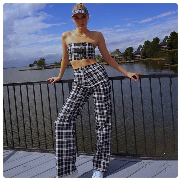 ALICE + OLIVIA Dylan Plaid Wide Leg Pant - Picture 7 of 12